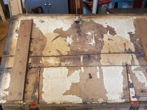 Late seventeenth century carved oak Bible Box
