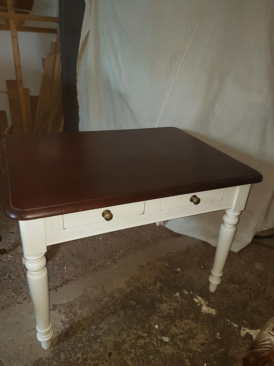 Country farmhouse kitchen preparation/side table