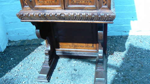 Antique Florentine inlaid walnut cabinet c.1600